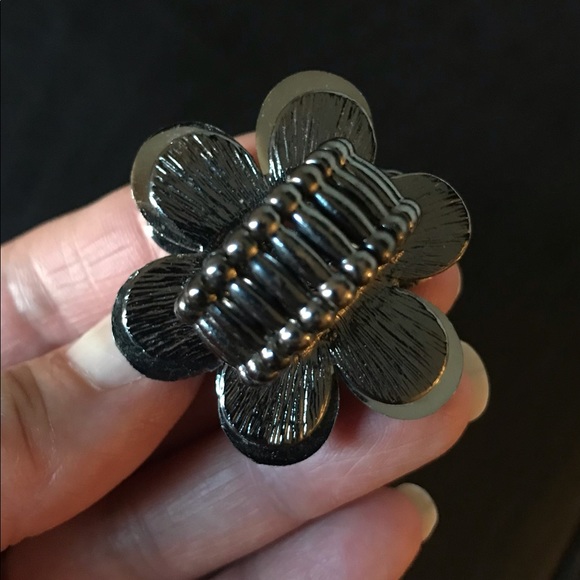 STRETCH FLOWER RING - Picture 6 of 7